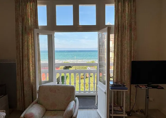 2 Pieces En Front De A - Fr-1-487-385