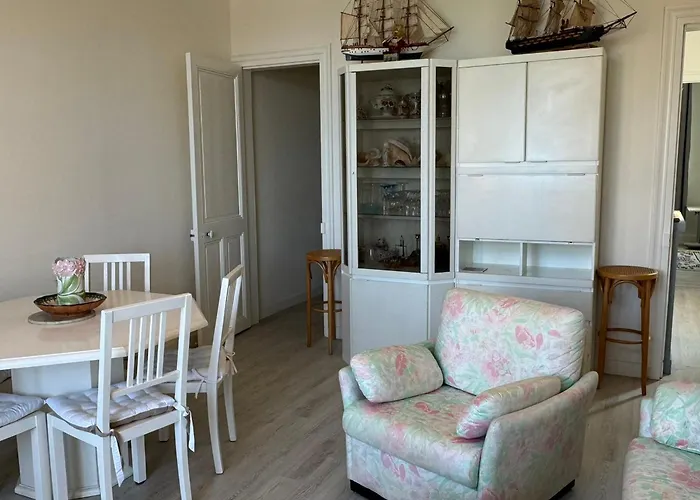 2 Pieces En Front De A - Fr-1-487-385